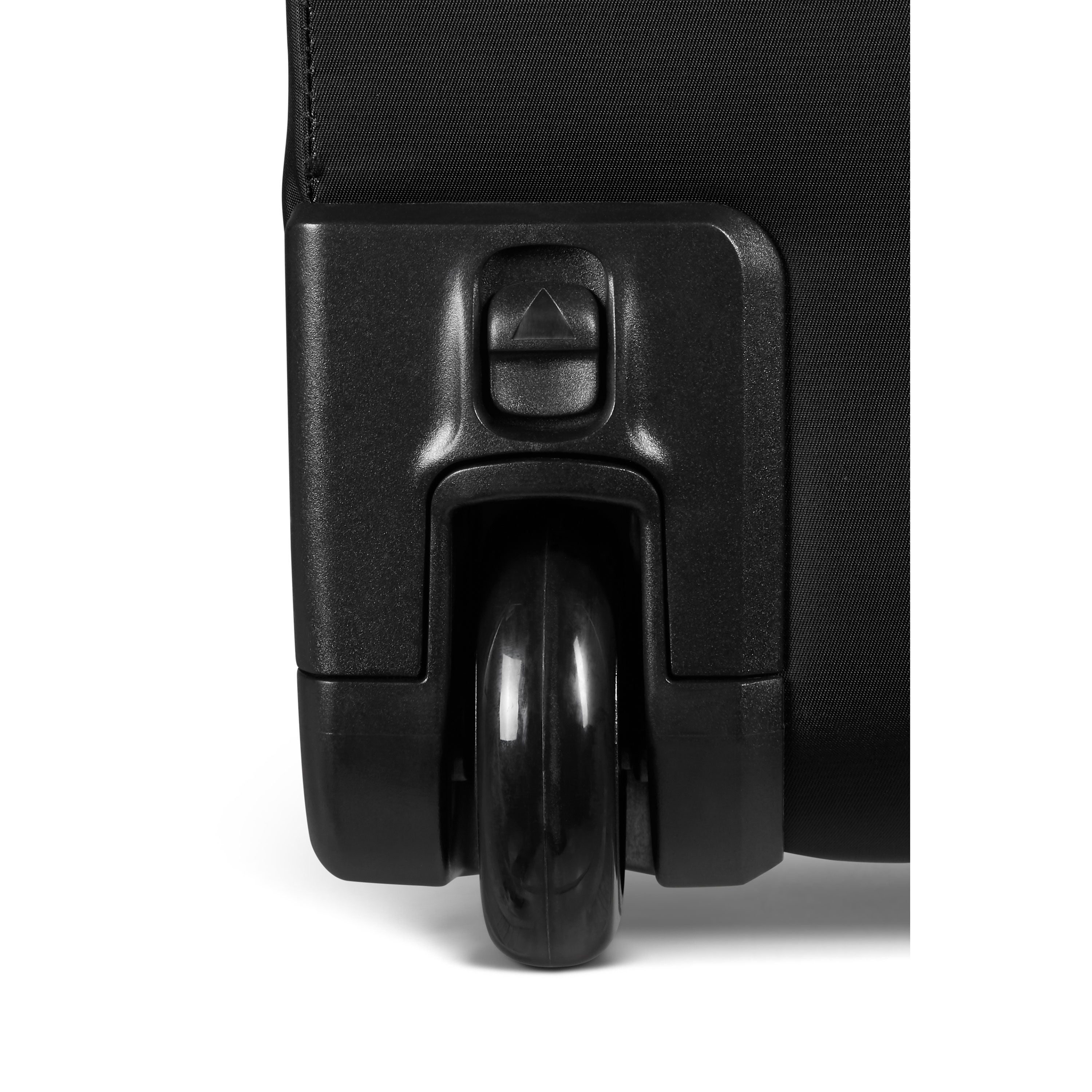 Foldable Plume Long Trip in the color Black. image number 6